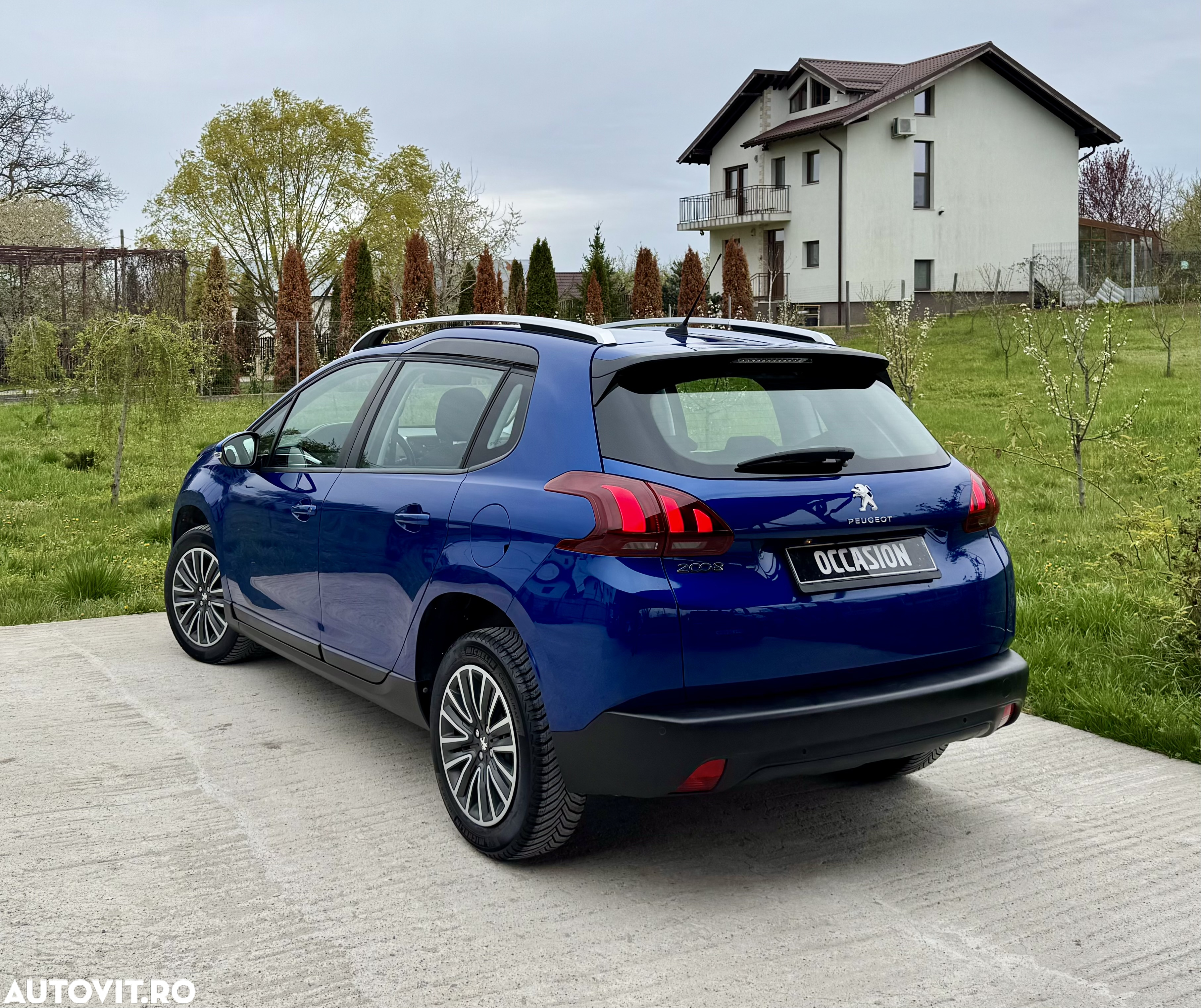 Peugeot 2008 1.5 BlueHDI FAP Allure - 3