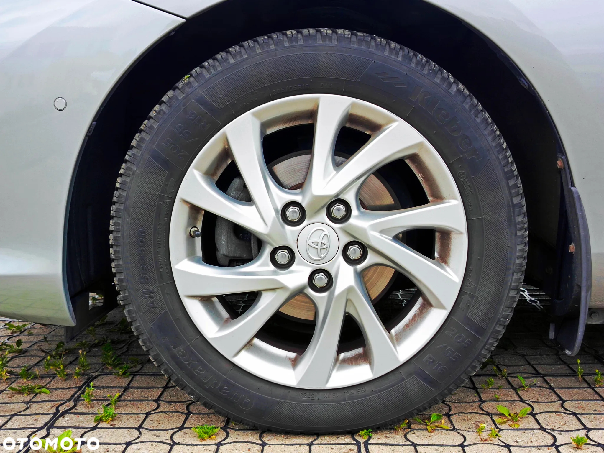 Toyota Auris Hybrid 135 Prestige - 10