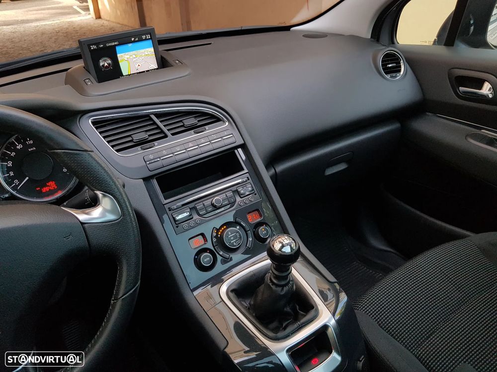 Peugeot 5008 1.6 BlueHDi Allure J17 - 49