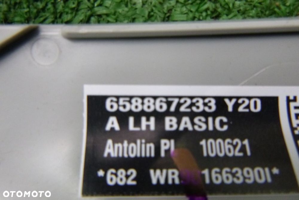 SKODA KAMIQ OSŁONA SŁUPKA TYLNEGO LAMPKA PODSUFITKI RACZKI PODSUFITKI OSŁONA PROGU OSŁONA TYLNEJ KANAPY 657863483 657863484 568867233 658867234 657868837A 657868802 658867243 658867244 658867287 658867288 657867281 657867282 657867765 657867766 657853369 657853370 58867246 658867245 - 11