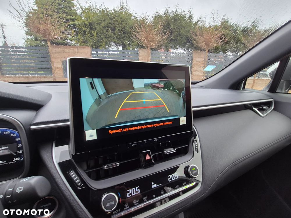 Toyota Corolla Cross - 33