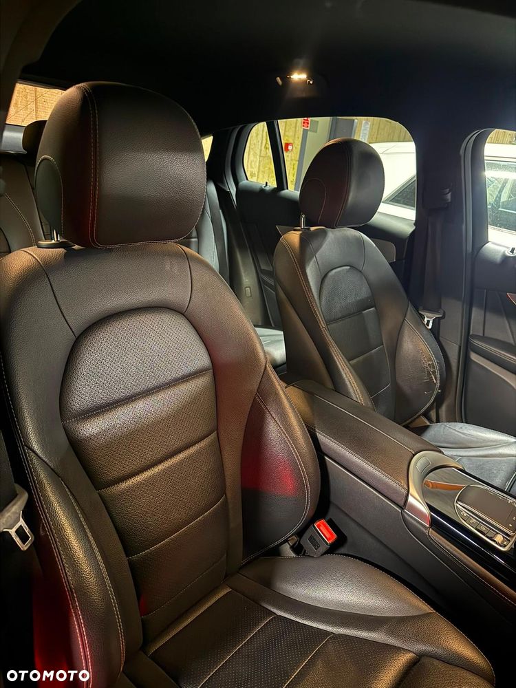Mercedes-Benz GLC 220 d - 35