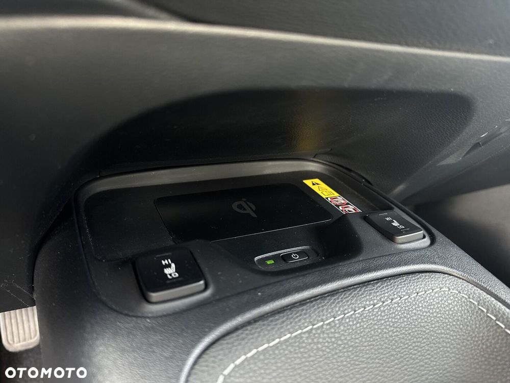 Toyota Corolla 1.8 Hybrid Style - 23