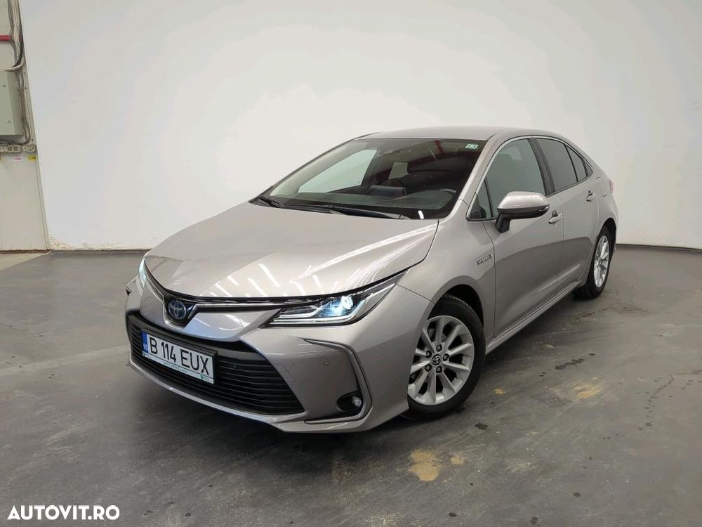 Toyota Corolla 1.8 HSD Dynamic - 1