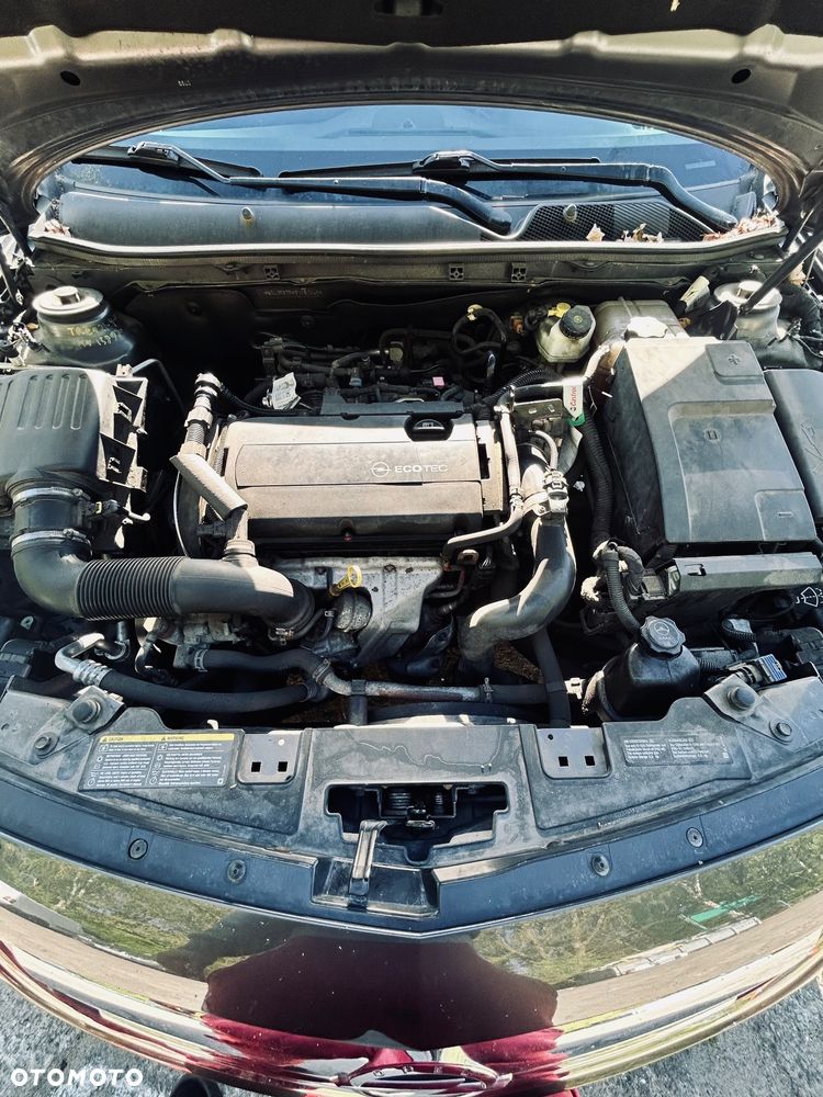 Opel Insignia 1.6 T Sport - 8