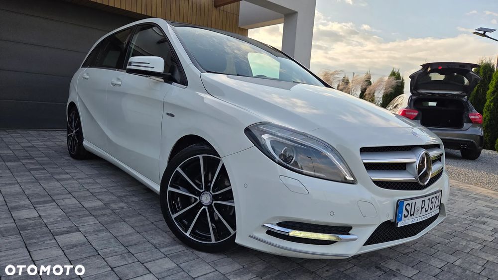 Mercedes-Benz Klasa B 200 (BlueEFFICIENCY) - 22