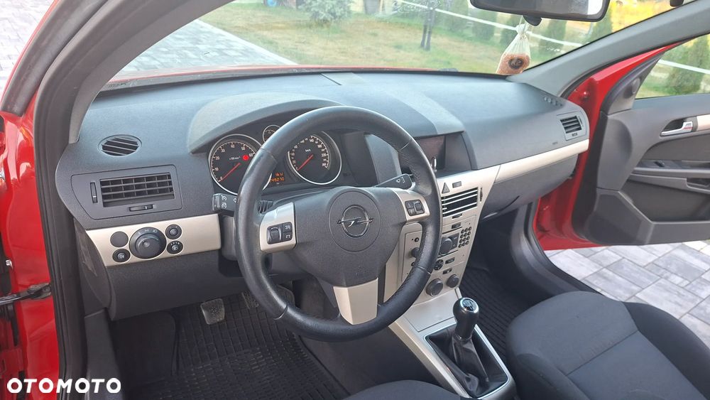 Opel Astra - 11
