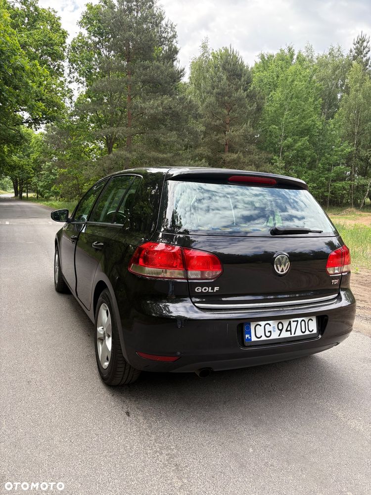 Volkswagen Golf 1.6 TDI Comfortline - 5