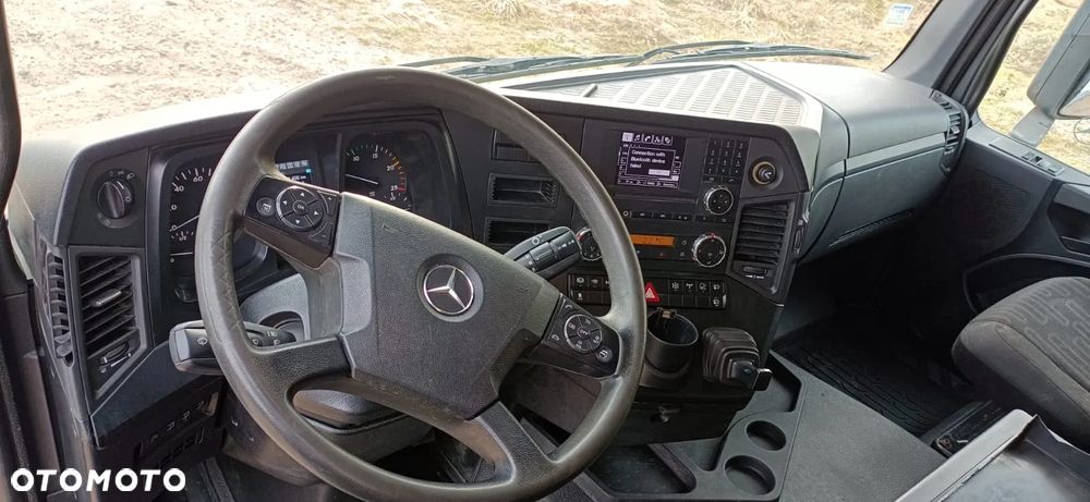 Mercedes-Benz Arocs - 3