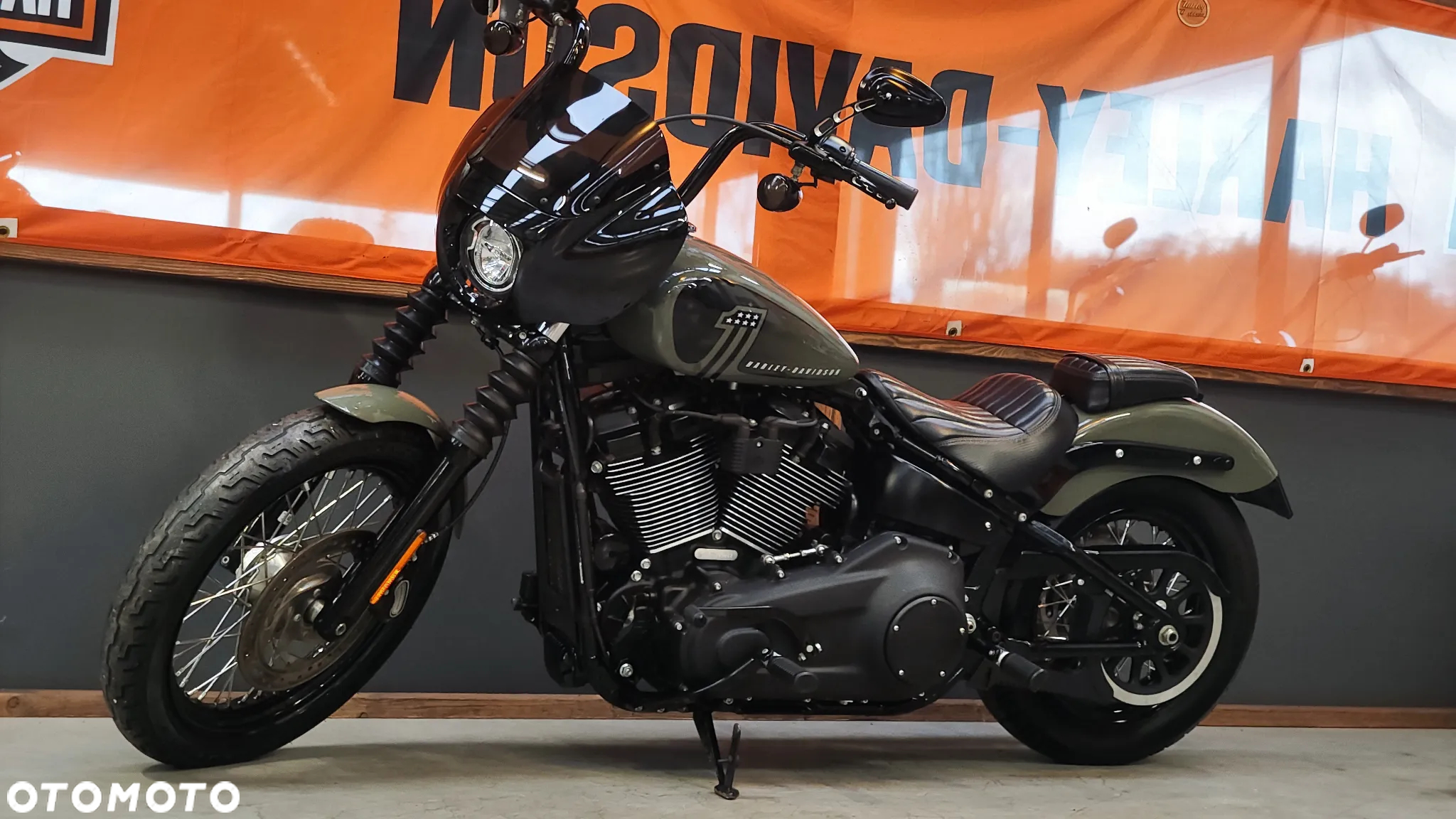 Harley-Davidson Softail Street Bob - 5