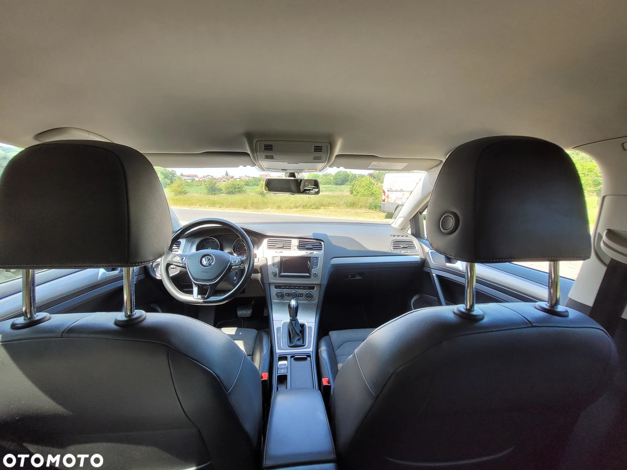 Volkswagen Golf 2.0 BlueTDI DSG Highline - 7