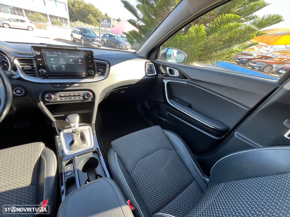 Kia Ceed SW 1.6 GDi PHEV Tech 6DCT - 46