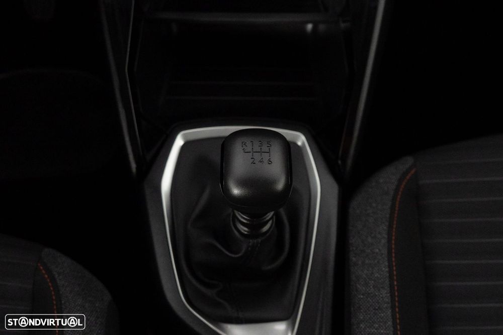 Peugeot 208 1.2 PureTech Active Pack - 26