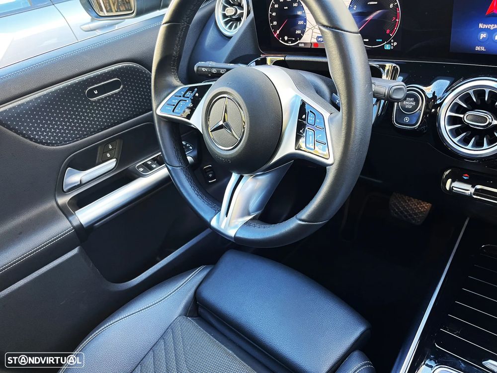 Mercedes-Benz GLA 200 AMG Line - 28