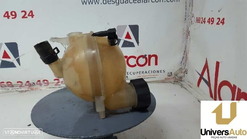 DEPOSÍTO DE EXPANSÃO CITROEN C4 BERLINA 1.6 16V HDI - 5