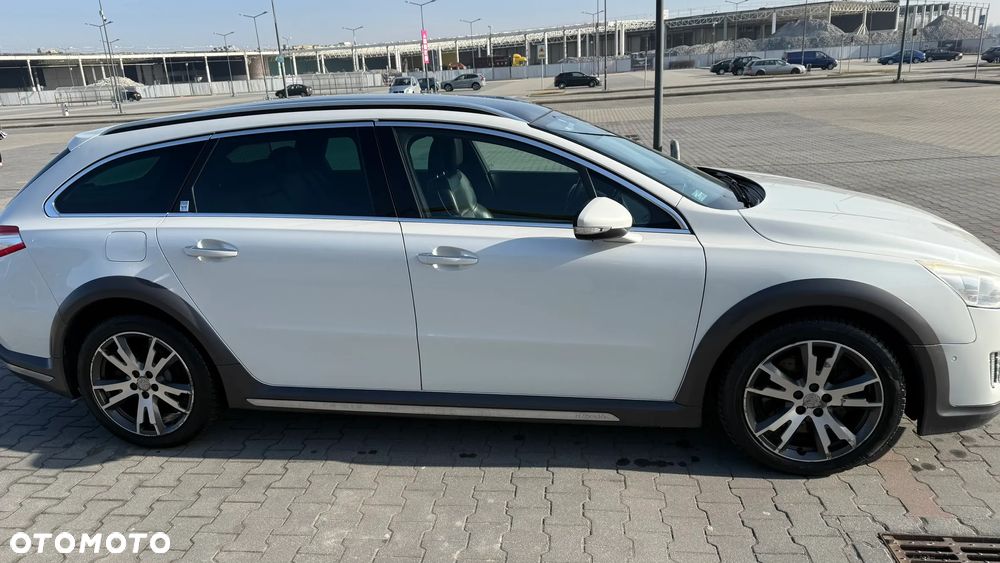 Peugeot 508 RXH Hybrid4 - 3