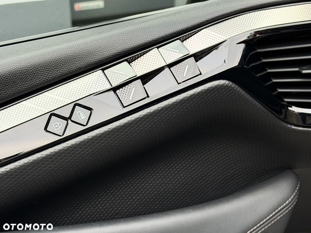 DS Automobiles DS 4 - 10