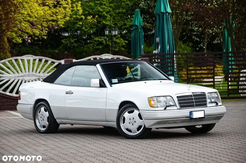 Mercedes-Benz Klasa E 320 - 4