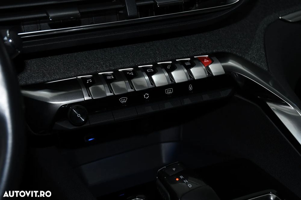 Peugeot 3008 PureTech 130 Stop & Start EAT6 Allure - 30