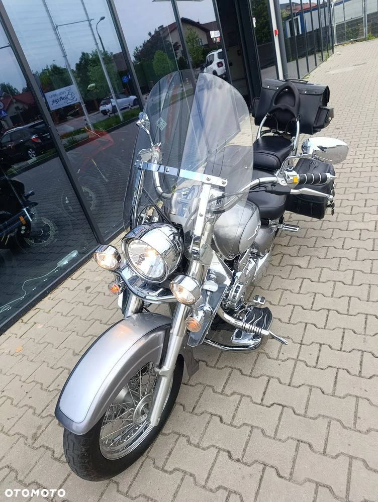 Suzuki Boulevard - 24