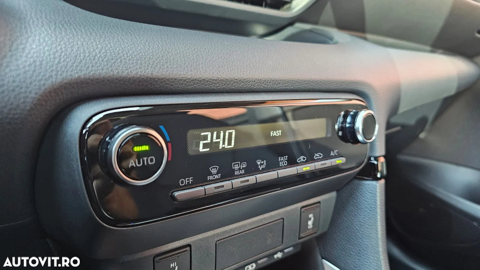 Mazda 2 - 4