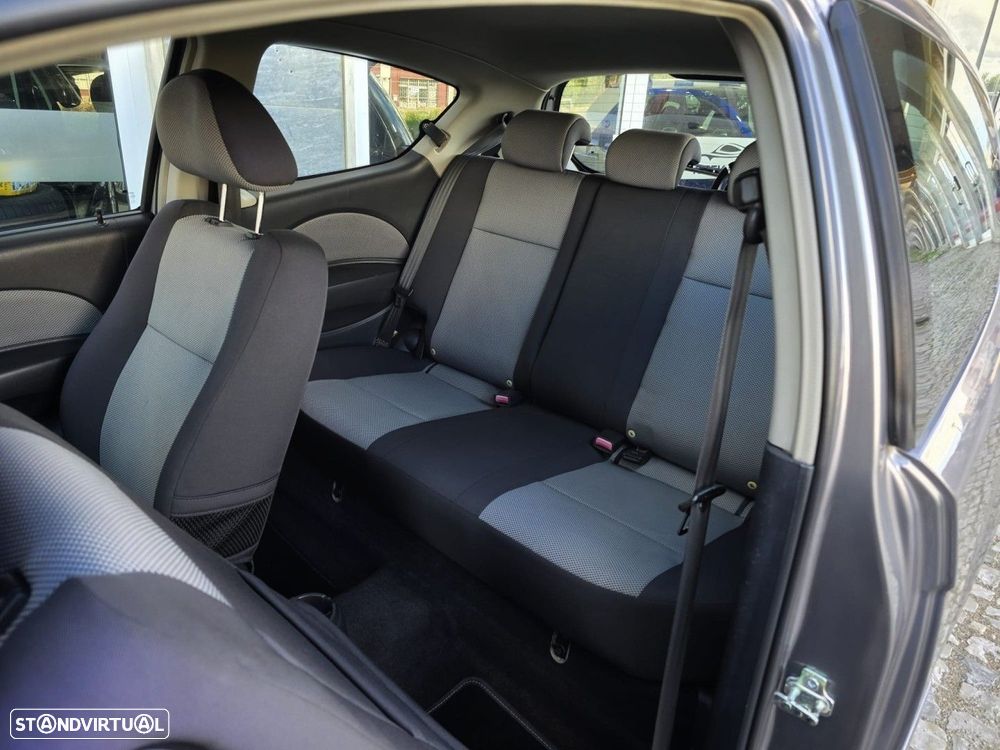 Chevrolet Aveo 1.2 L - 19