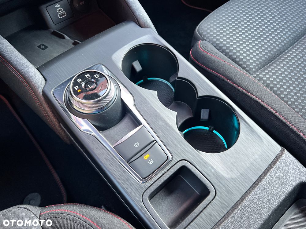 Ford Focus Kombi 21 - 24