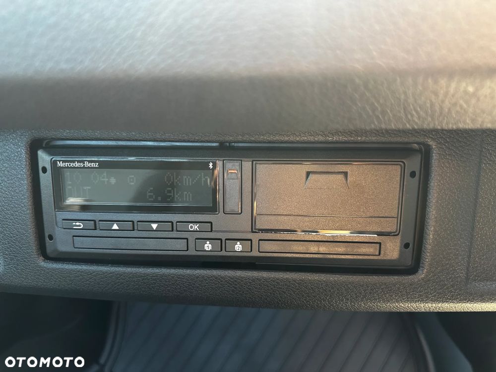 Mercedes-Benz Sprinter - 26