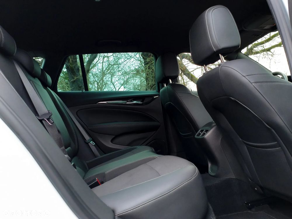 Opel Insignia 2.0 Direct InjectionTurbo Business Elegance - 7