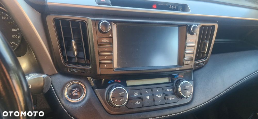 Toyota RAV4 2.0 D-4D Premium 4x2 - 6