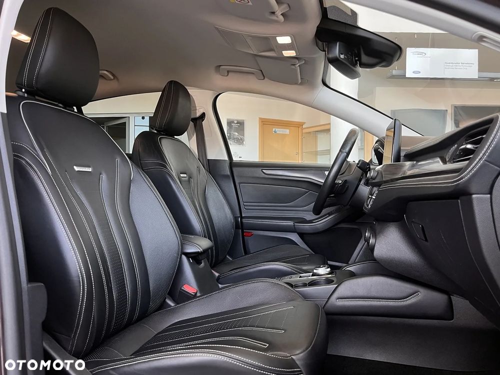 Ford Focus 1.5 EcoBoost Vignale - 24