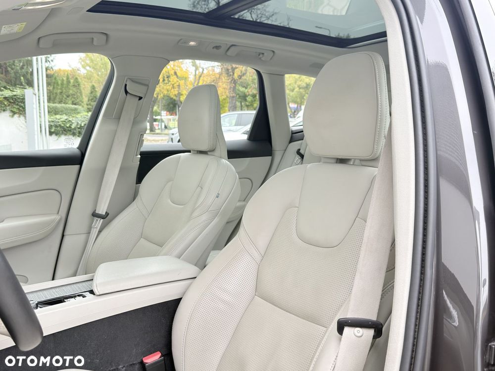 Volvo XC 60 - 23
