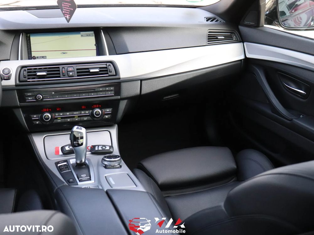 BMW Seria 5 520d Sport-Aut. - 29