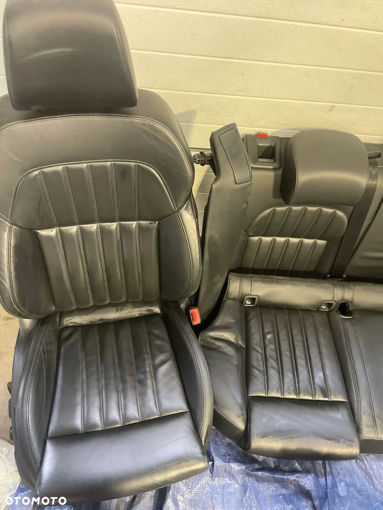 Skoda SuperB III kombi fotele kanapa komplet przód tył SKÓRA - 3