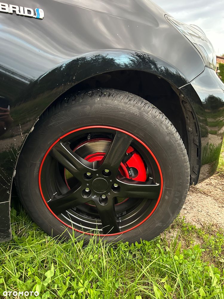 Toyota Prius+ (Hybrid) Comfort - 14