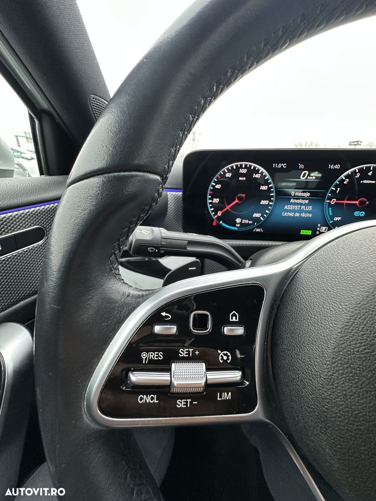 Mercedes-Benz A 250 e Sedan Aut. - 19