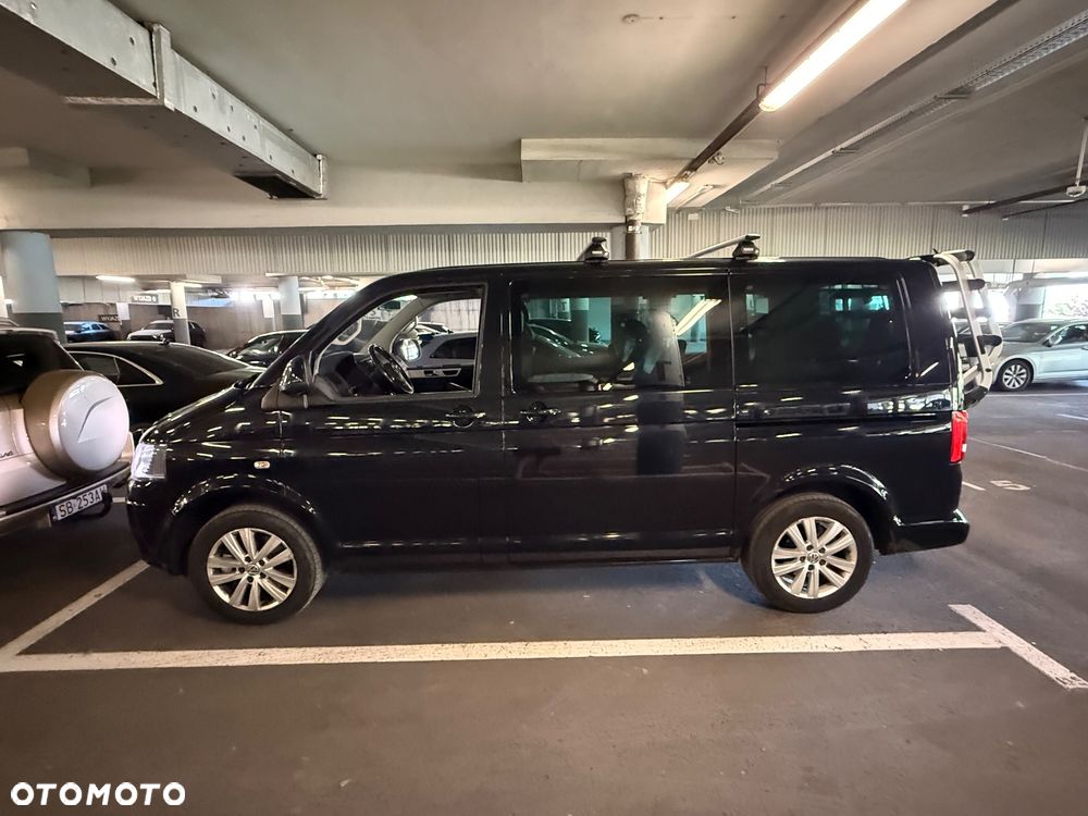 Volkswagen Multivan - 1