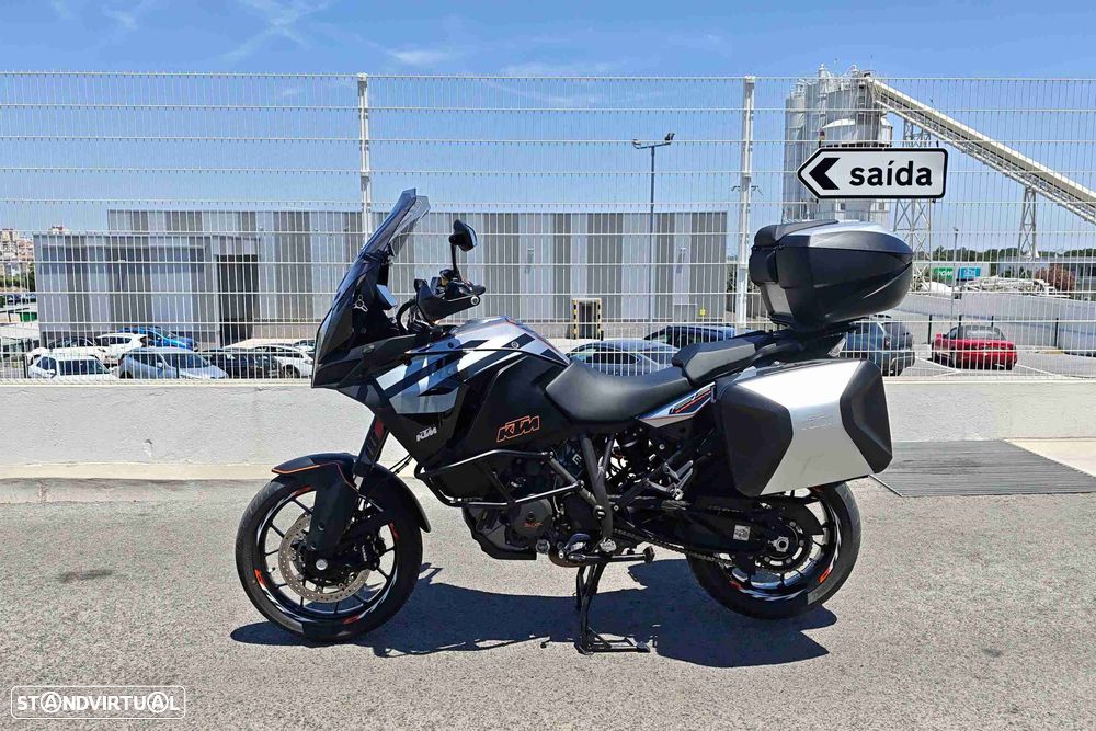 KTM 1290 Super Adventure - 3