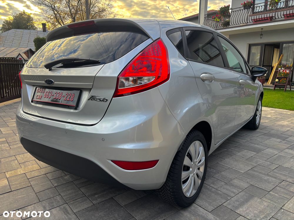 Ford Fiesta 1.25 Champions Edition - 9