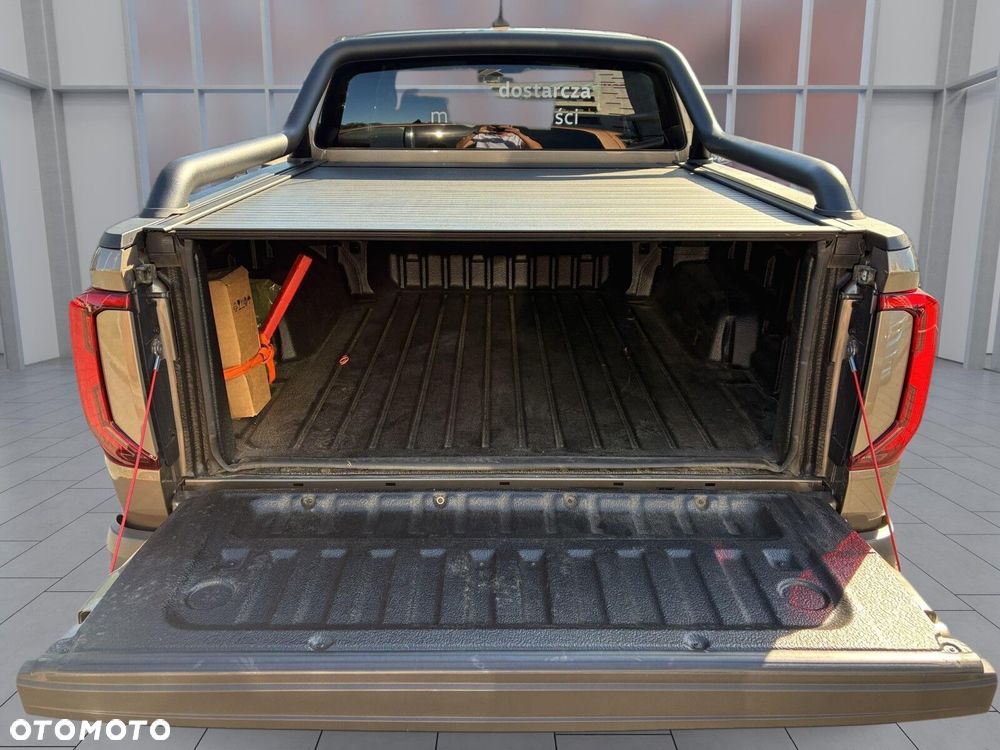 Volkswagen Amarok - 10