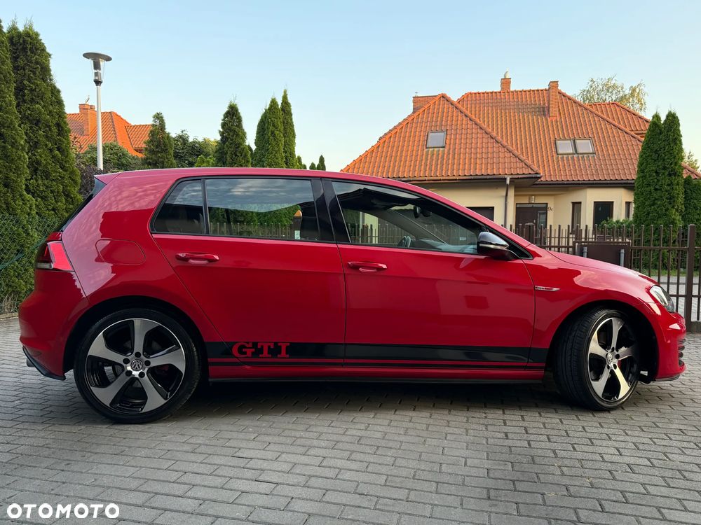 Volkswagen Golf VI 2.0 TSI GTI DSG - 7