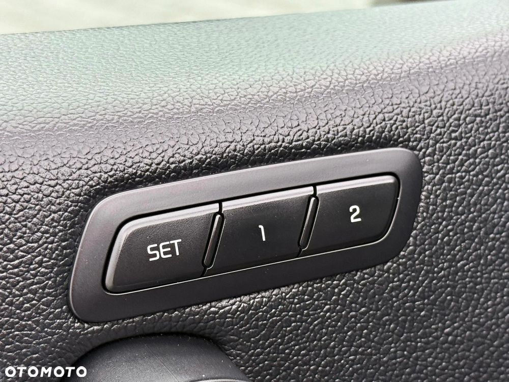 Kia Ceed 1.6 GDI Platinum Edition - 27