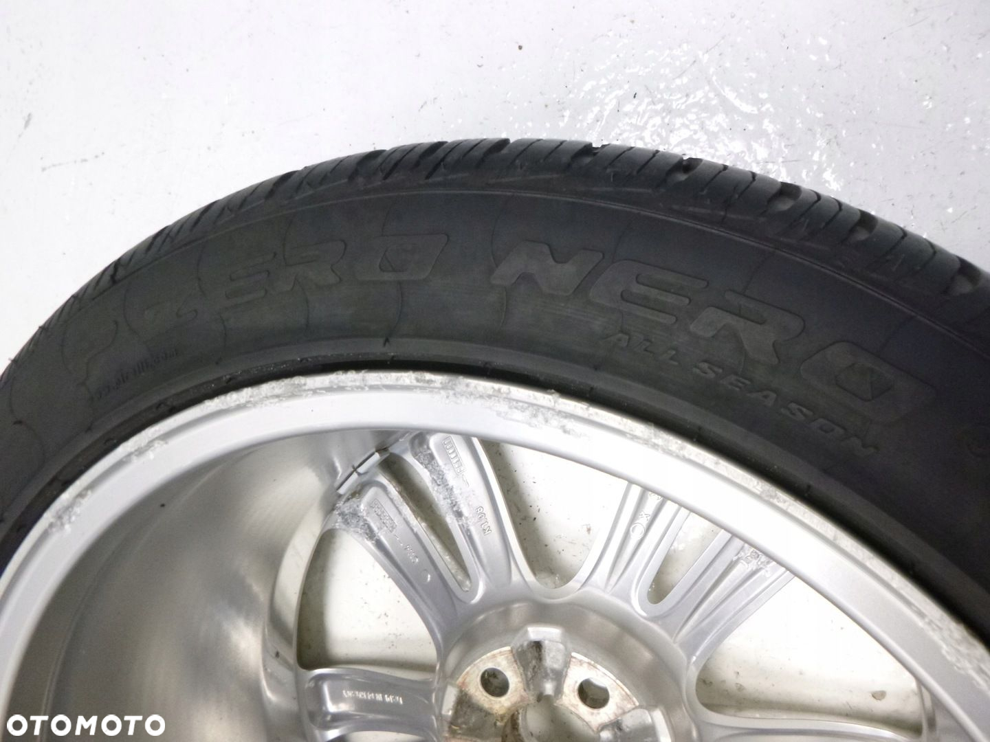 JAGUAR XF XE XJ 10X19 ORYGINALNA FELGA ALUMINIOWA R19 ET46 5x108 OPONA PIRELLI 275/40 WIELOSEZON KOŁO - 8