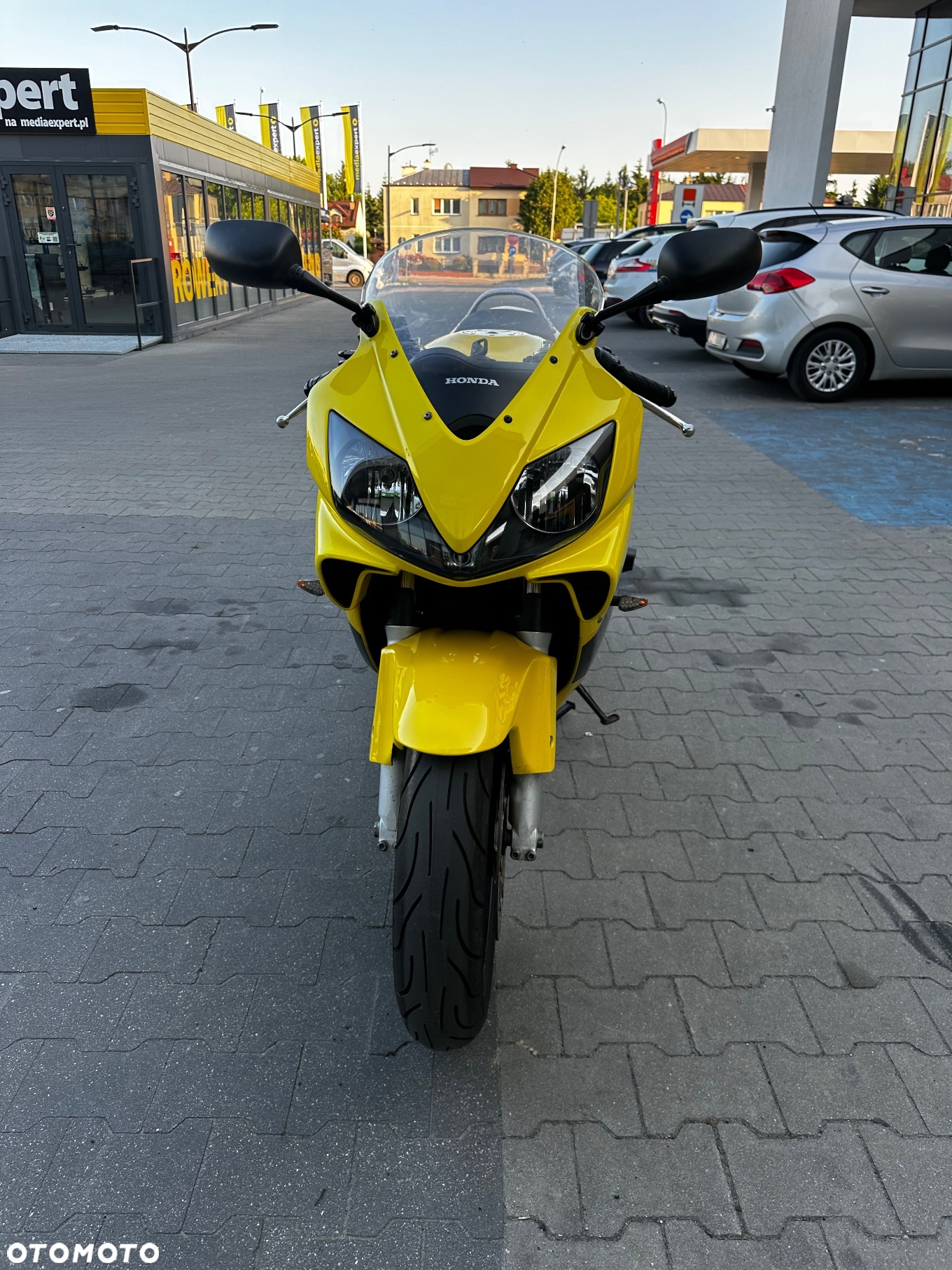 Honda CBR - 2