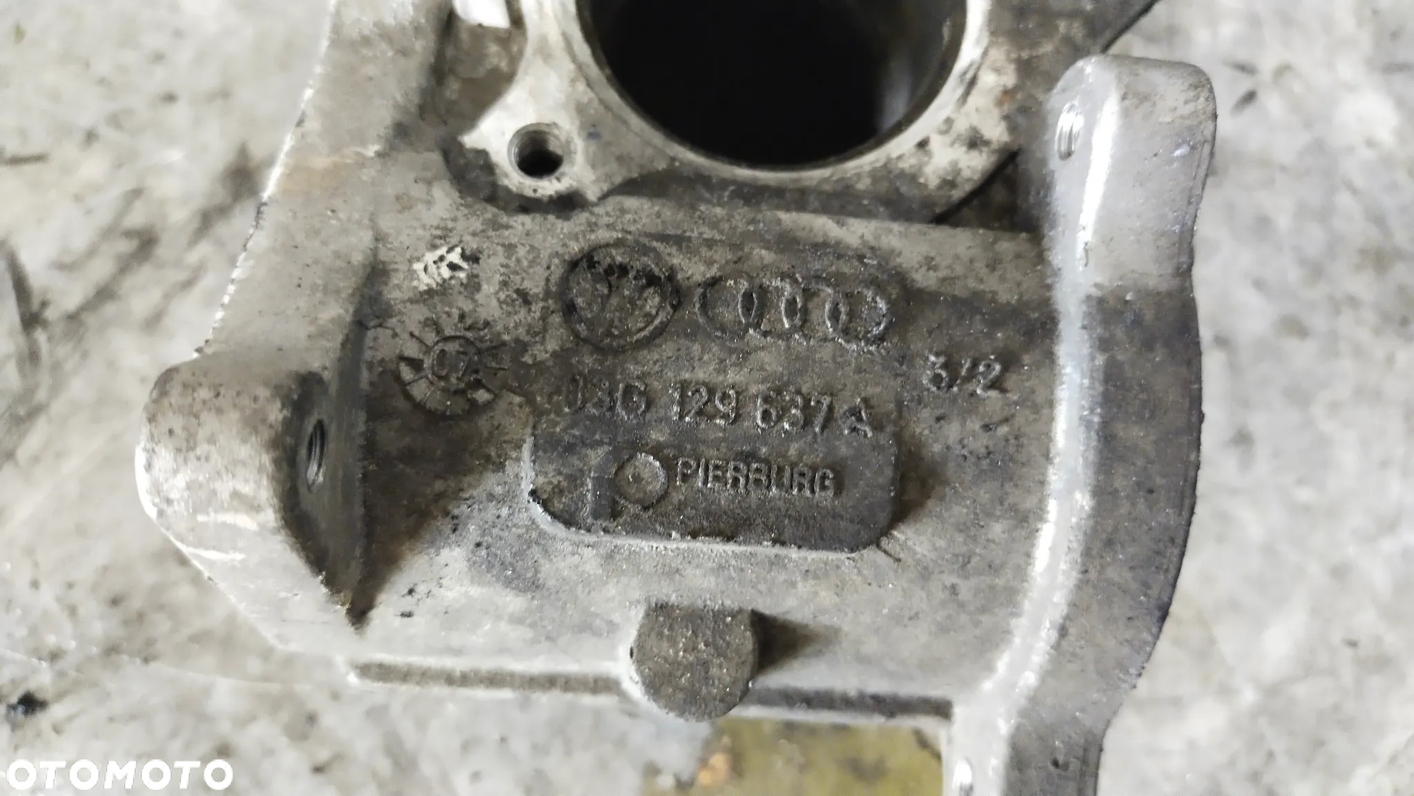 VOLKSWAGEN GOLF V 1.9 TDI ZAWÓR EGR 036129637A - 2