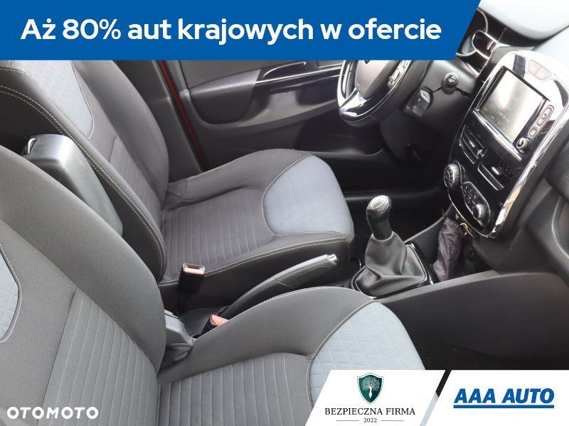 Renault Clio - 11