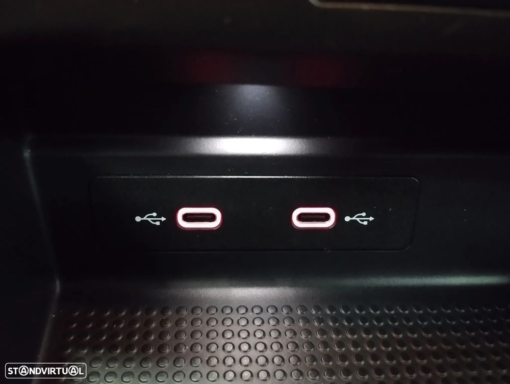 SEAT Arona 1.0 TSI FR - 33