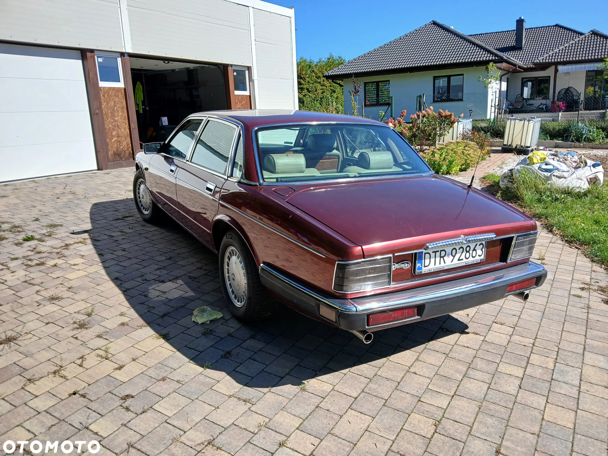 Jaguar XJ - 4