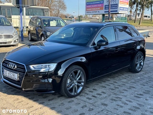 Audi A3 Sportback - 4