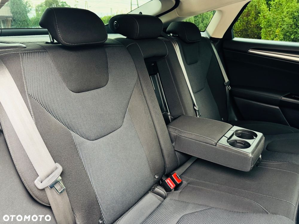 Ford Mondeo 2.0 TDCi Titanium PowerShift - 37